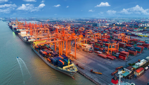 Vietnam modern seaports