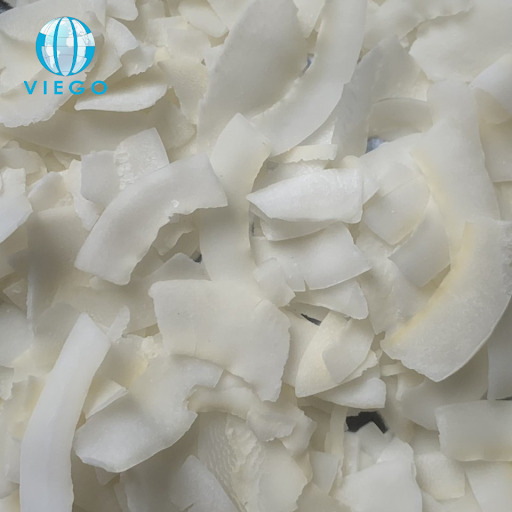 Desiccated coconut High fat Chip grade from Vietnam